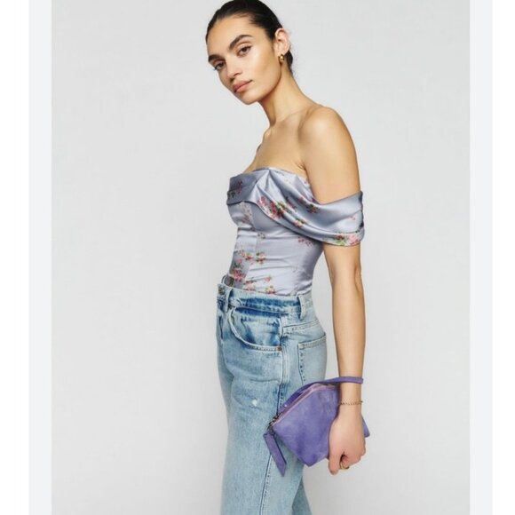 NWOT Reformation Lux Off-Shoulder Floral 100% Silk Top Size 2 Lilac Print - Picture 5 of 9